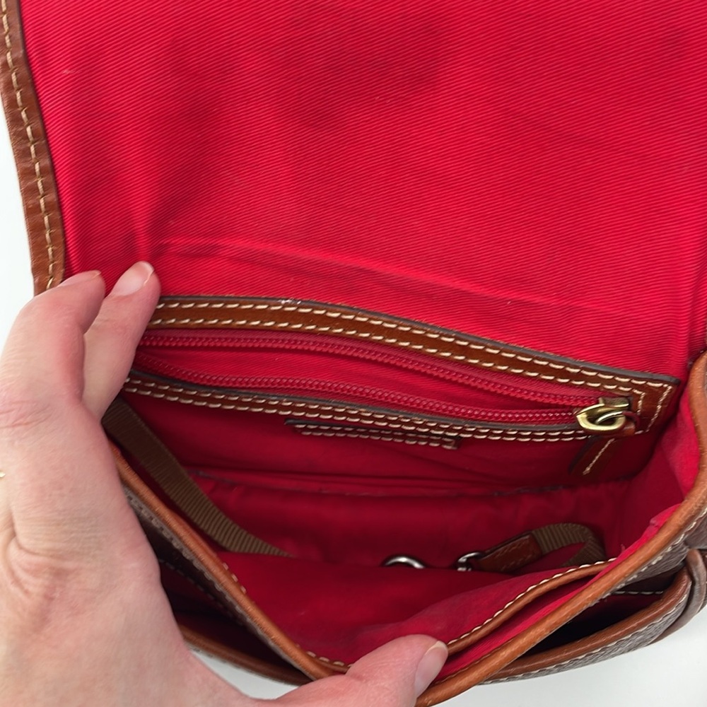 Dooney & Bourke Pebble Grain Saddle Bag in Brown A20 - Picture 8 of 11